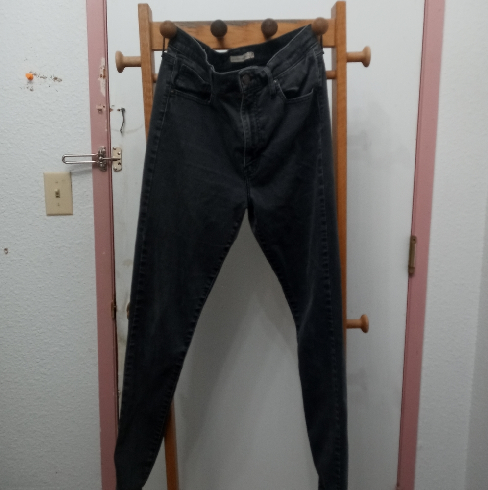 Levi's Super Skinny waterless jeans 31 x 30 (USED)
